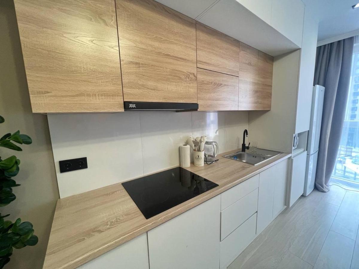 Oner Apartment Almaty Esterno foto